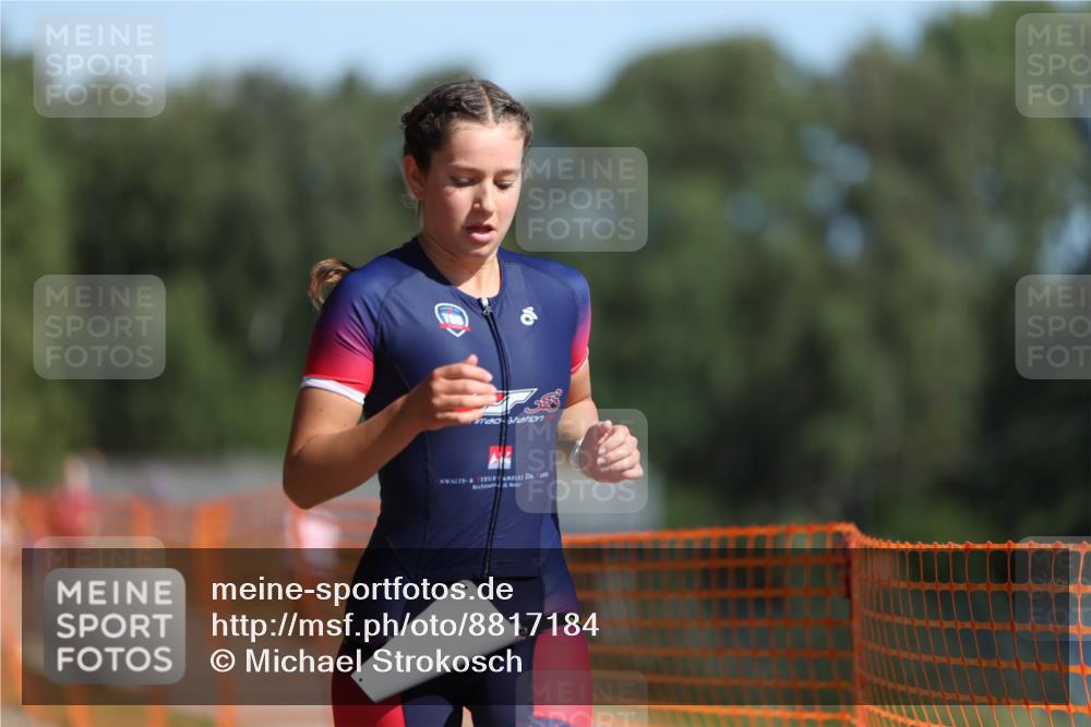 07.09.2025 - 19. Norderstedt Triathlon Michael Strokosch http://msf.ph/oto/8817184 07.09.2025 11:48:04 Laufen 1177, 1199 meine-sportfotos.de