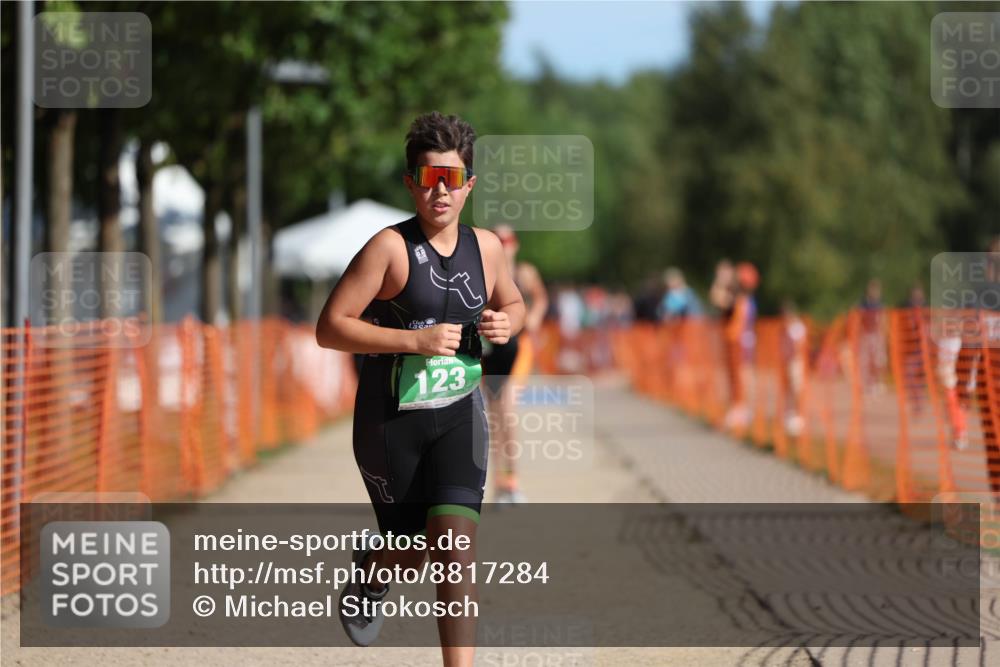 07.09.2025 - 19. Norderstedt Triathlon Michael Strokosch http://msf.ph/oto/8817284 07.09.2025 10:48:15 Laufen 91, 123, 132 meine-sportfotos.de