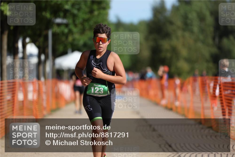 07.09.2025 - 19. Norderstedt Triathlon Michael Strokosch http://msf.ph/oto/8817291 07.09.2025 10:48:15 Laufen 91, 123, 132 meine-sportfotos.de