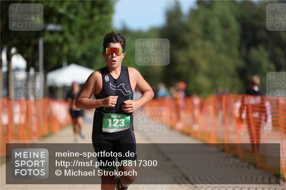07.09.2025 - 19. Norderstedt Triathlon Michael Strokosch http://msf.ph/oto/8817300 07.09.2025 10:48:15 Laufen 91, 123, 132 meine-sportfotos.de