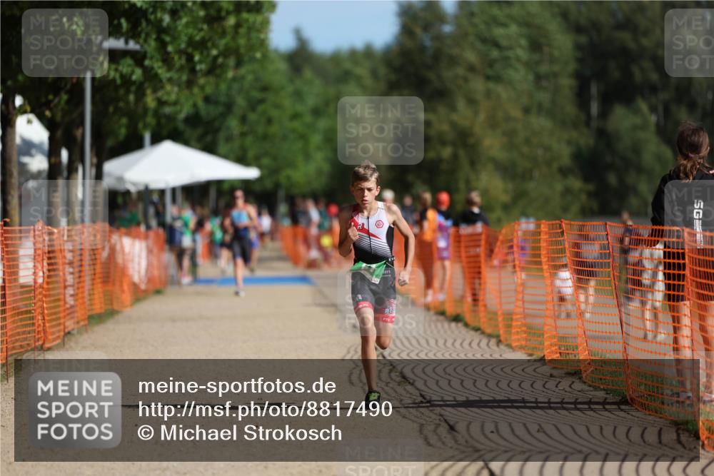 07.09.2025 - 19. Norderstedt Triathlon Michael Strokosch http://msf.ph/oto/8817490 07.09.2025 10:48:33 Laufen 61 meine-sportfotos.de