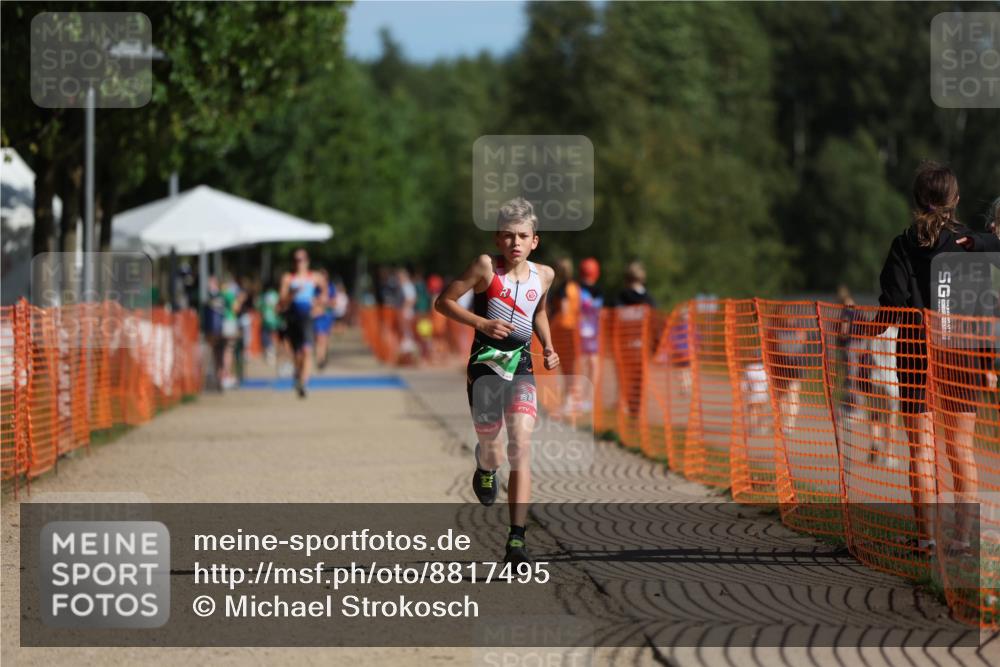 07.09.2025 - 19. Norderstedt Triathlon Michael Strokosch http://msf.ph/oto/8817495 07.09.2025 10:48:33 Laufen 61 meine-sportfotos.de