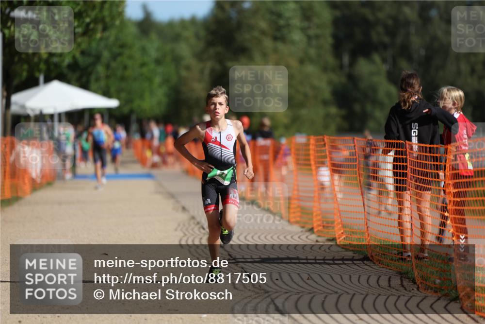 07.09.2025 - 19. Norderstedt Triathlon Michael Strokosch http://msf.ph/oto/8817505 07.09.2025 10:48:34 Laufen 61 meine-sportfotos.de