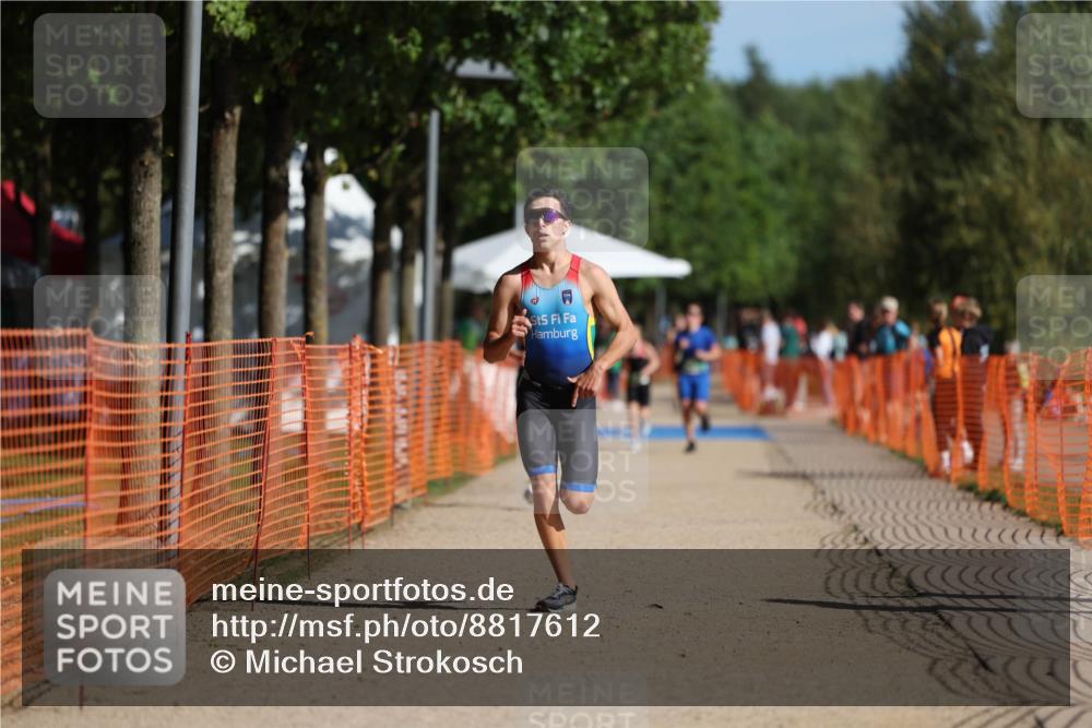 07.09.2025 - 19. Norderstedt Triathlon Michael Strokosch http://msf.ph/oto/8817612 07.09.2025 10:48:41 Laufen 61, 654 meine-sportfotos.de