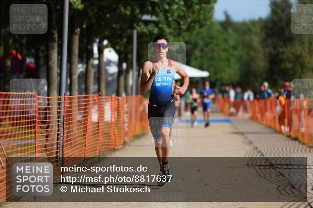 07.09.2025 - 19. Norderstedt Triathlon Michael Strokosch http://msf.ph/oto/8817637 07.09.2025 10:48:42 Laufen 654 meine-sportfotos.de