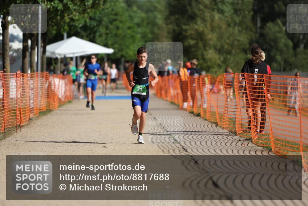 07.09.2025 - 19. Norderstedt Triathlon Michael Strokosch http://msf.ph/oto/8817688 07.09.2025 10:48:46 Laufen 71, 654 meine-sportfotos.de