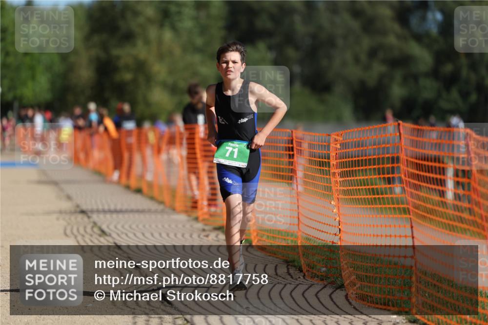 07.09.2025 - 19. Norderstedt Triathlon Michael Strokosch http://msf.ph/oto/8817758 07.09.2025 10:48:48 Laufen 71, 654 meine-sportfotos.de