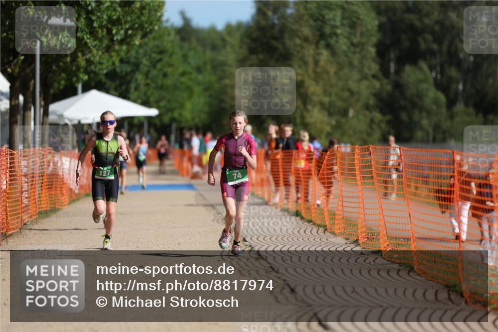 07.09.2025 - 19. Norderstedt Triathlon Michael Strokosch http://msf.ph/oto/8817974 07.09.2025 10:49:09 Laufen 74, 127 meine-sportfotos.de