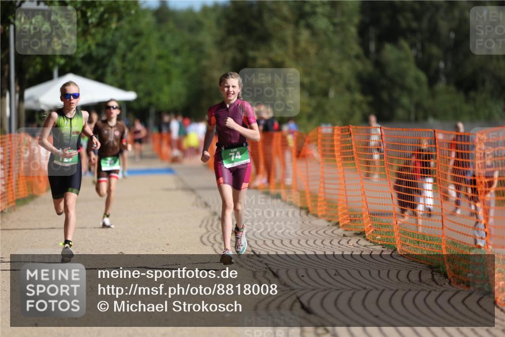 07.09.2025 - 19. Norderstedt Triathlon Michael Strokosch http://msf.ph/oto/8818008 07.09.2025 10:49:11 Laufen 74, 79, 127 meine-sportfotos.de