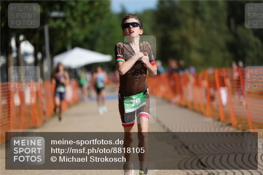 07.09.2025 - 19. Norderstedt Triathlon Michael Strokosch http://msf.ph/oto/8818105 07.09.2025 10:49:16 Laufen 74, 79, 120, 127 meine-sportfotos.de