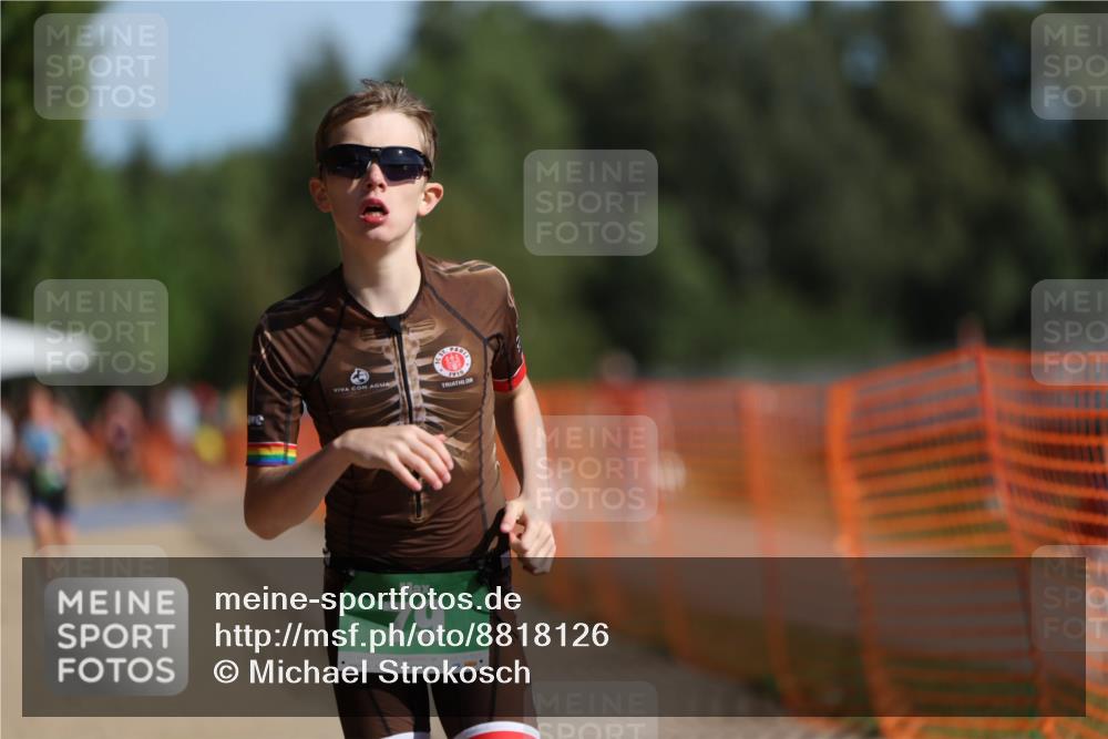 07.09.2025 - 19. Norderstedt Triathlon Michael Strokosch http://msf.ph/oto/8818126 07.09.2025 10:49:17 Laufen 74, 79, 111, 120, 127 meine-sportfotos.de