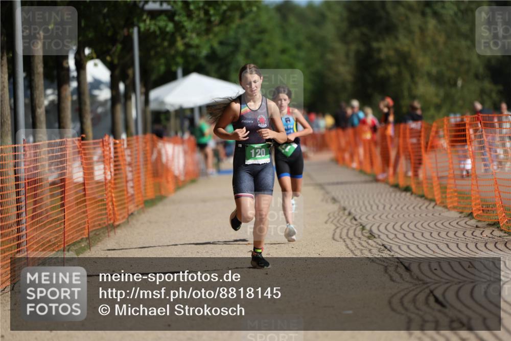 07.09.2025 - 19. Norderstedt Triathlon Michael Strokosch http://msf.ph/oto/8818145 07.09.2025 10:49:20 Laufen 79, 111, 120 meine-sportfotos.de