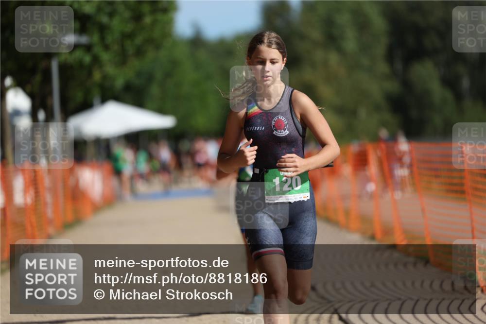 07.09.2025 - 19. Norderstedt Triathlon Michael Strokosch http://msf.ph/oto/8818186 07.09.2025 10:49:22 Laufen 79, 111, 120 meine-sportfotos.de