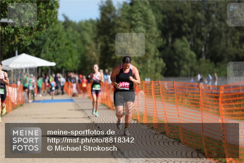 07.09.2025 - 19. Norderstedt Triathlon Michael Strokosch http://msf.ph/oto/8818342 07.09.2025 10:49:48 Laufen 664, 1118 meine-sportfotos.de