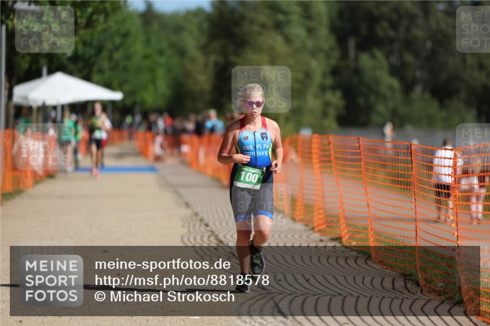 07.09.2025 - 19. Norderstedt Triathlon Michael Strokosch http://msf.ph/oto/8818578 07.09.2025 10:50:09 Laufen 100 meine-sportfotos.de