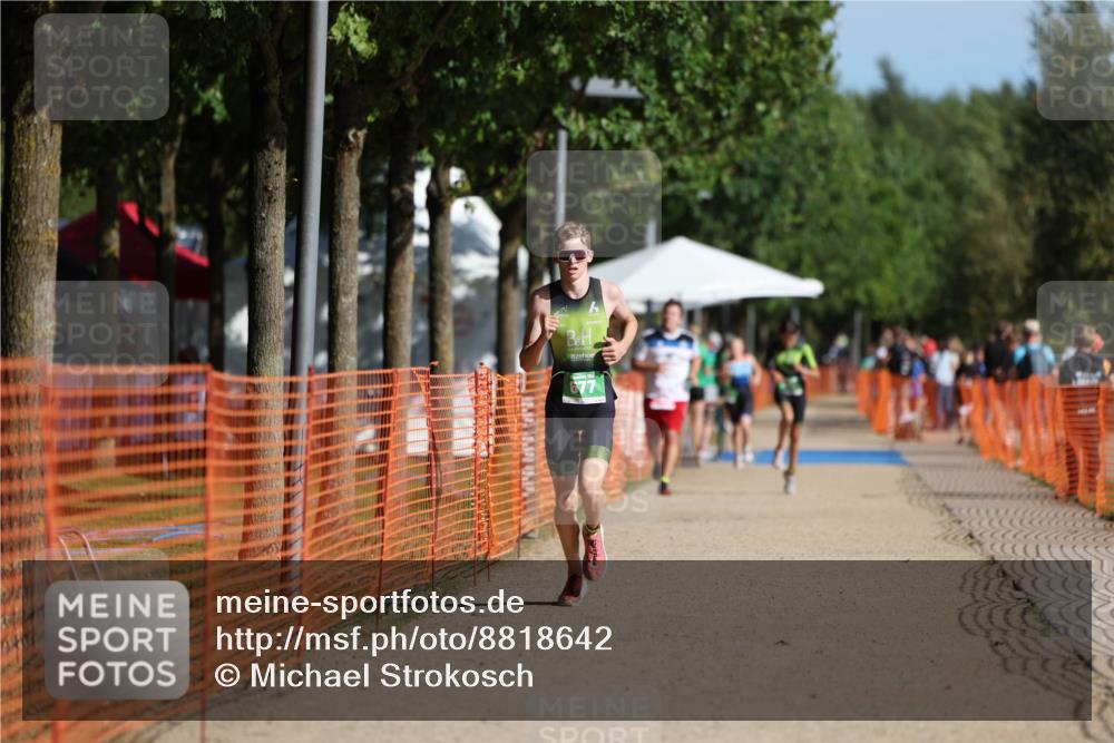 07.09.2025 - 19. Norderstedt Triathlon Michael Strokosch http://msf.ph/oto/8818642 07.09.2025 10:50:18 Laufen 677 meine-sportfotos.de