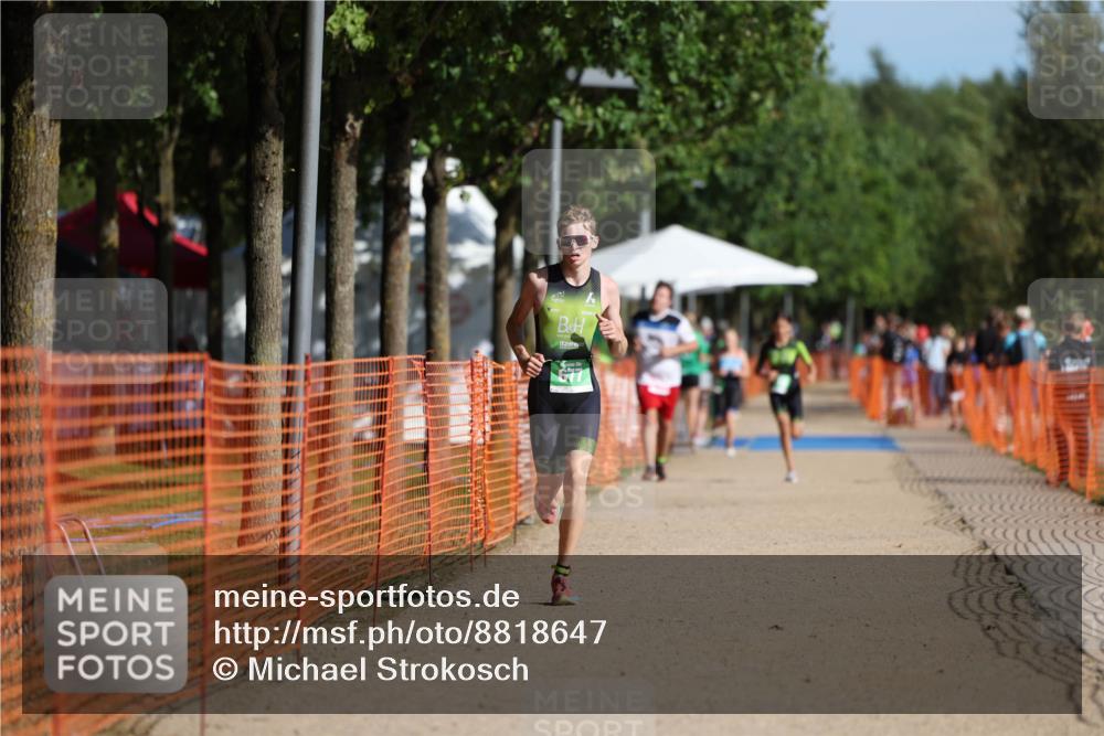 07.09.2025 - 19. Norderstedt Triathlon Michael Strokosch http://msf.ph/oto/8818647 07.09.2025 10:50:18 Laufen 677 meine-sportfotos.de