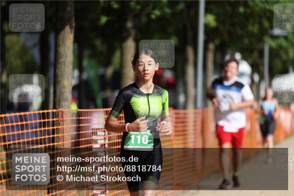 07.09.2025 - 19. Norderstedt Triathlon Michael Strokosch http://msf.ph/oto/8818784 07.09.2025 10:50:28 Laufen 67, 110, 1126 meine-sportfotos.de