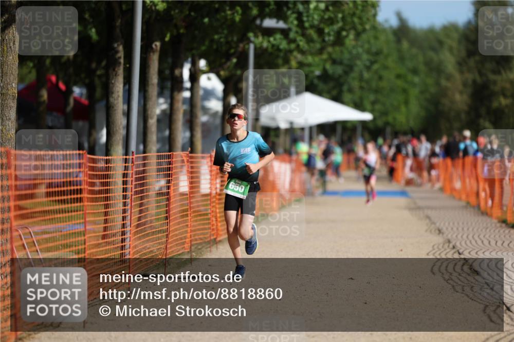 07.09.2025 - 19. Norderstedt Triathlon Michael Strokosch http://msf.ph/oto/8818860 07.09.2025 10:50:42 Laufen 650 meine-sportfotos.de