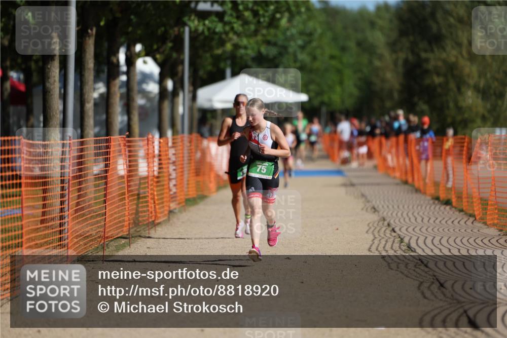 07.09.2025 - 19. Norderstedt Triathlon Michael Strokosch http://msf.ph/oto/8818920 07.09.2025 10:50:55 Laufen 75, 687 meine-sportfotos.de