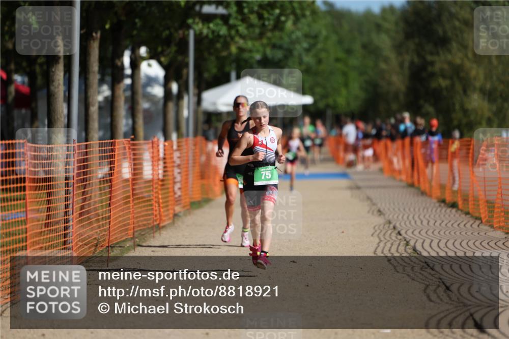 07.09.2025 - 19. Norderstedt Triathlon Michael Strokosch http://msf.ph/oto/8818921 07.09.2025 10:50:55 Laufen 75, 687 meine-sportfotos.de