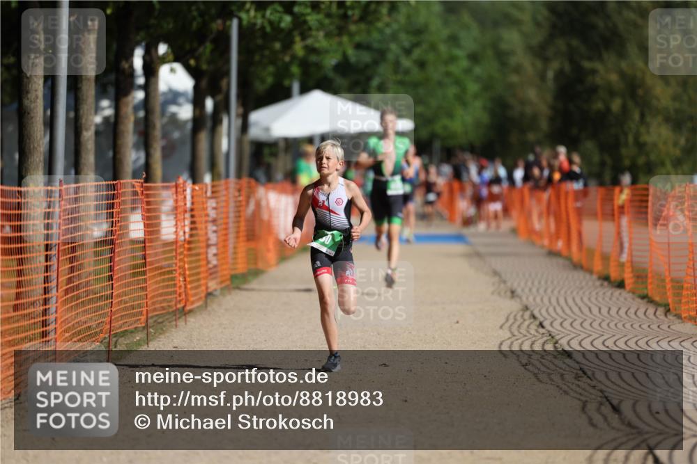 07.09.2025 - 19. Norderstedt Triathlon Michael Strokosch http://msf.ph/oto/8818983 07.09.2025 10:51:04 Laufen 80, 663, 687 meine-sportfotos.de