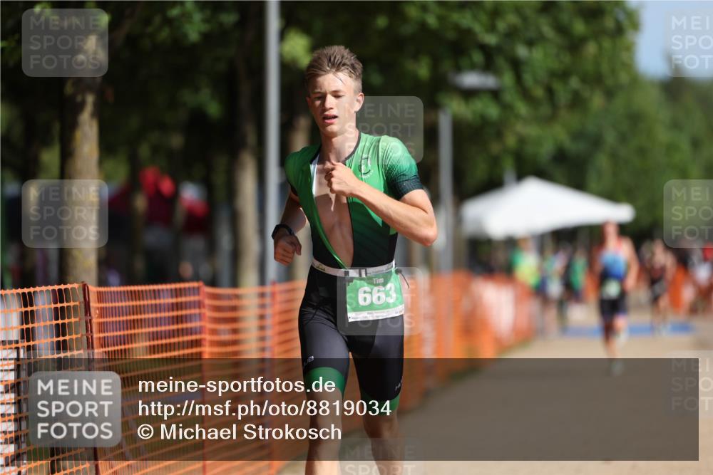 07.09.2025 - 19. Norderstedt Triathlon Michael Strokosch http://msf.ph/oto/8819034 07.09.2025 10:51:10 Laufen 80, 649, 663 meine-sportfotos.de