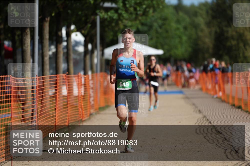 07.09.2025 - 19. Norderstedt Triathlon Michael Strokosch http://msf.ph/oto/8819083 07.09.2025 10:51:15 Laufen 68, 649, 663 meine-sportfotos.de
