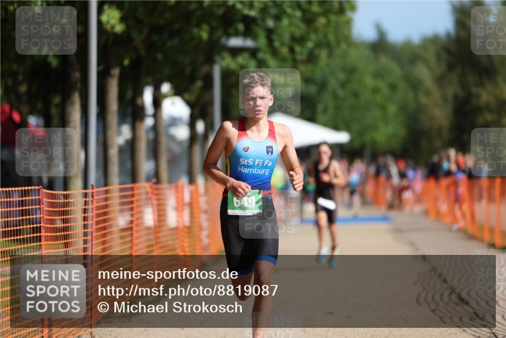 07.09.2025 - 19. Norderstedt Triathlon Michael Strokosch http://msf.ph/oto/8819087 07.09.2025 10:51:16 Laufen 68, 649 meine-sportfotos.de