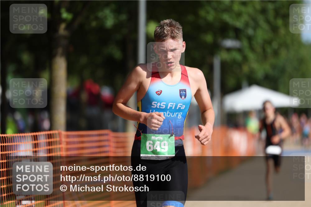 07.09.2025 - 19. Norderstedt Triathlon Michael Strokosch http://msf.ph/oto/8819100 07.09.2025 10:51:17 Laufen 68, 649 meine-sportfotos.de