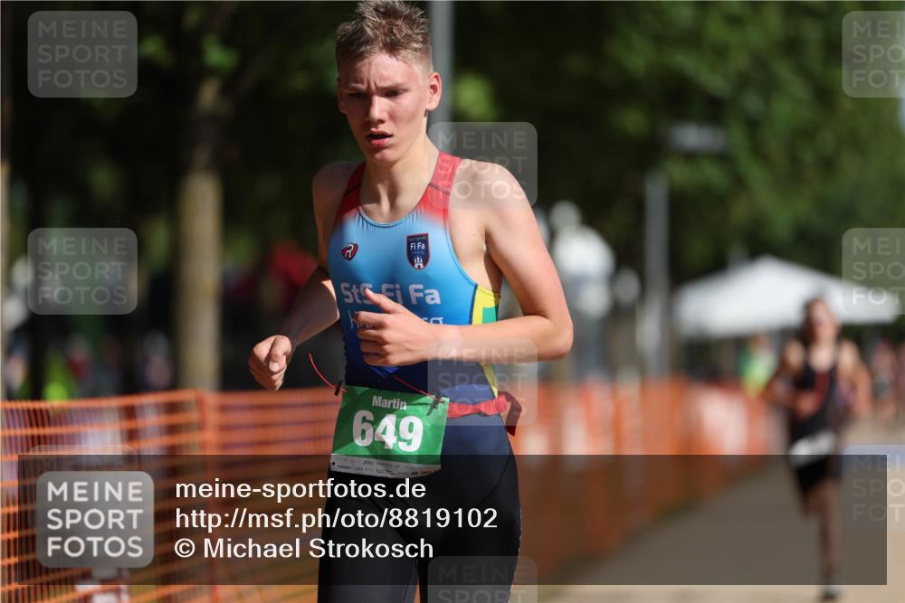 07.09.2025 - 19. Norderstedt Triathlon Michael Strokosch http://msf.ph/oto/8819102 07.09.2025 10:51:18 Laufen 68, 649 meine-sportfotos.de