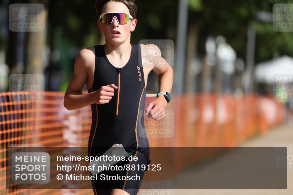 07.09.2025 - 19. Norderstedt Triathlon Michael Strokosch http://msf.ph/oto/8819125 07.09.2025 10:51:22 Laufen 68, 649 meine-sportfotos.de