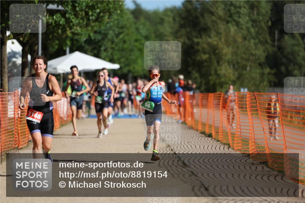 07.09.2025 - 19. Norderstedt Triathlon Michael Strokosch http://msf.ph/oto/8819154 07.09.2025 10:51:30 Laufen 56, 648, 673, 686, 1146 meine-sportfotos.de