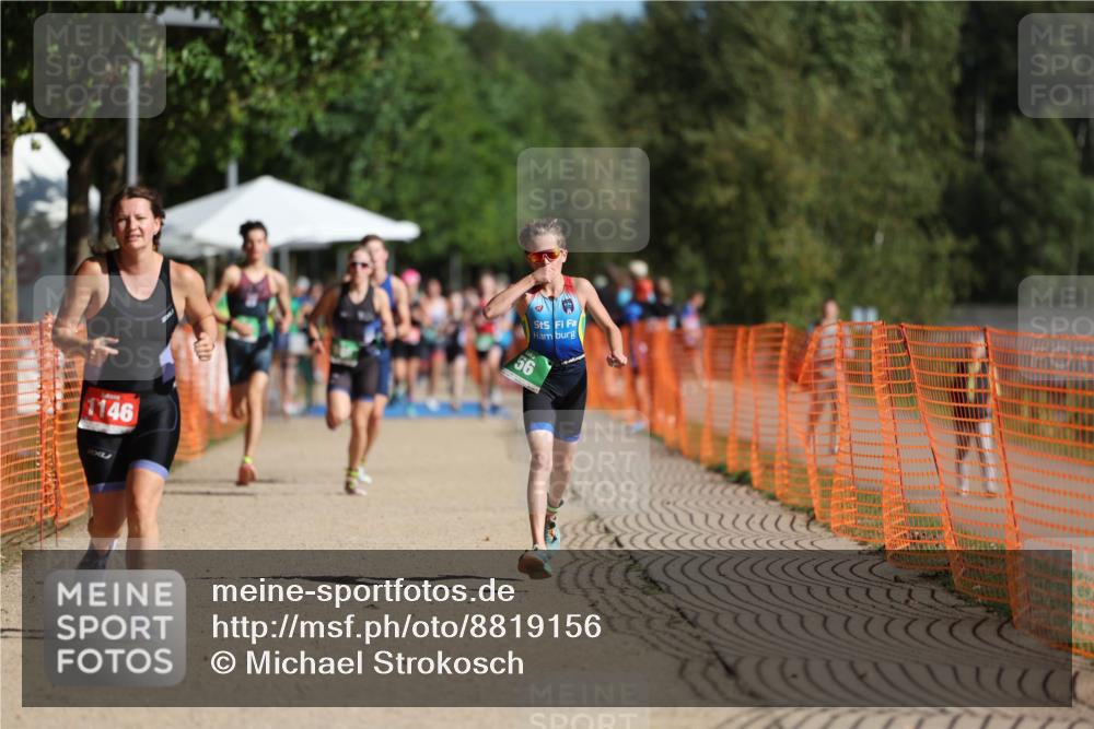 07.09.2025 - 19. Norderstedt Triathlon Michael Strokosch http://msf.ph/oto/8819156 07.09.2025 10:51:30 Laufen 56, 648, 673, 686, 1146 meine-sportfotos.de