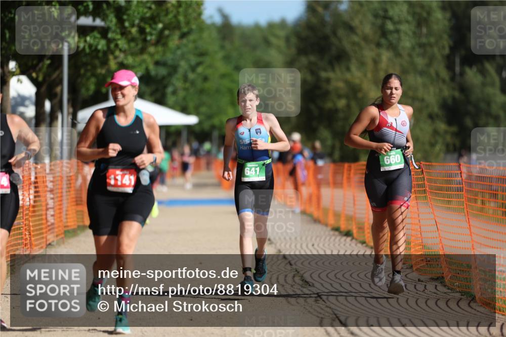 07.09.2025 - 19. Norderstedt Triathlon Michael Strokosch http://msf.ph/oto/8819304 07.09.2025 10:51:49 Laufen 133, 641, 660, 1114, 1141 meine-sportfotos.de
