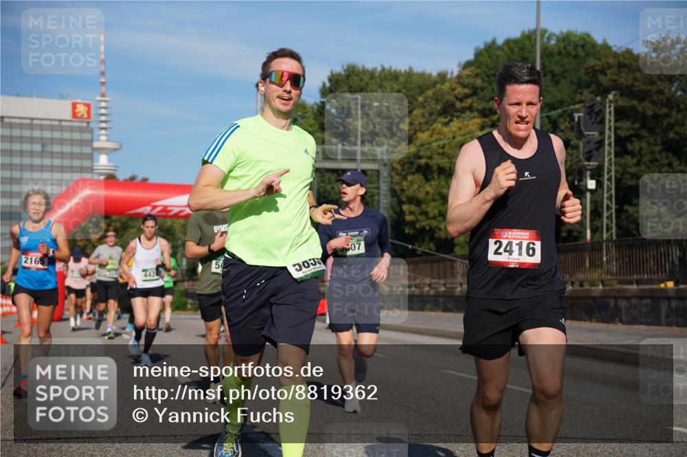07.09.2025 - BARMER Alsterlauf Yannick Fuchs http://msf.ph/oto/8819362 07.09.2025 09:44:13 Laufen 2165, 50, 442, 100, 07, 36, 2416 meine-sportfotos.de