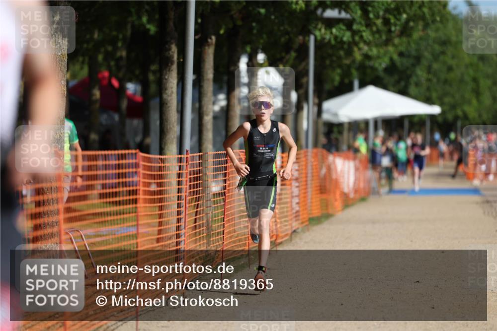 07.09.2025 - 19. Norderstedt Triathlon Michael Strokosch http://msf.ph/oto/8819365 07.09.2025 10:51:58 Laufen 112, 641, 660, 667 meine-sportfotos.de