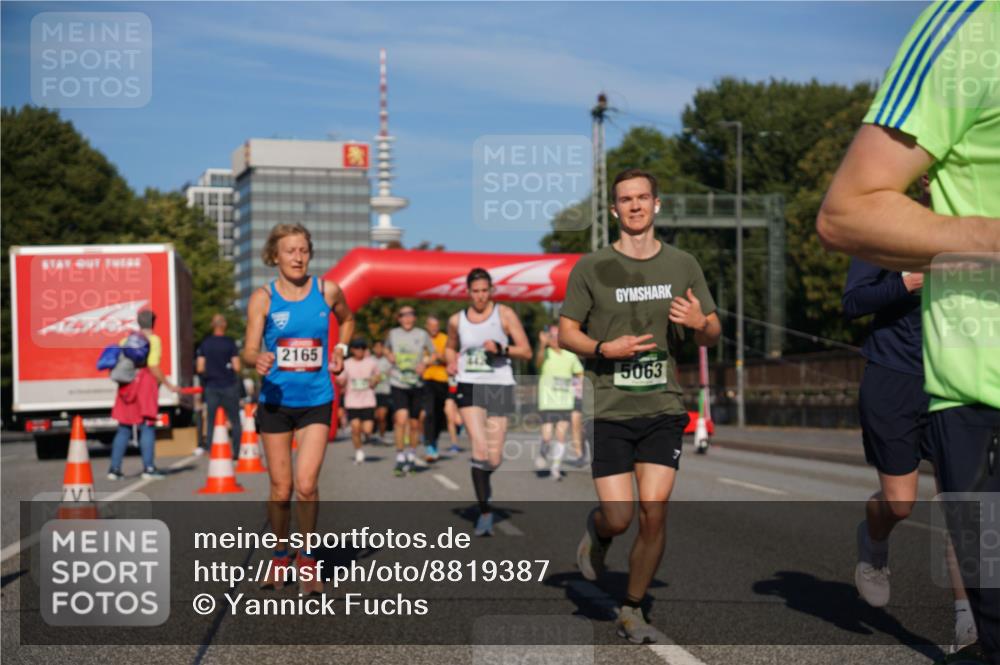 07.09.2025 - BARMER Alsterlauf Yannick Fuchs http://msf.ph/oto/8819387 07.09.2025 09:44:14 Laufen 2165, 5063 meine-sportfotos.de
