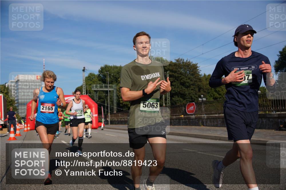 07.09.2025 - BARMER Alsterlauf Yannick Fuchs http://msf.ph/oto/8819423 07.09.2025 09:44:15 Laufen 2165, 420, 20, 7, 136, 5063 meine-sportfotos.de