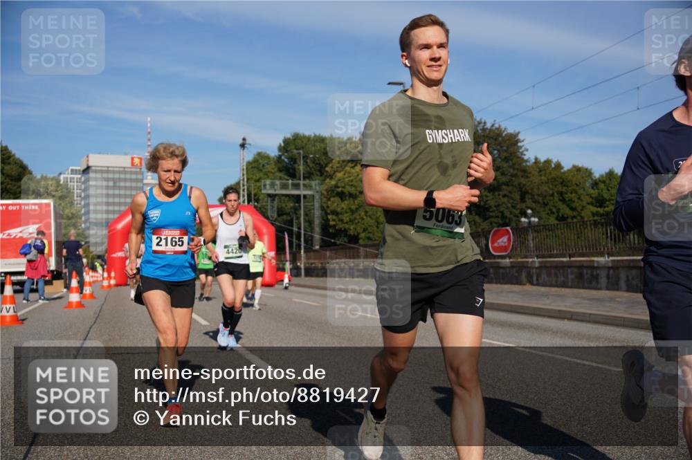07.09.2025 - BARMER Alsterlauf Yannick Fuchs http://msf.ph/oto/8819427 07.09.2025 09:44:15 Laufen 2165, 4420, 5063 meine-sportfotos.de