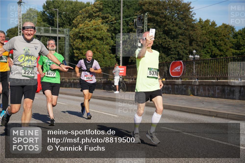 07.09.2025 - BARMER Alsterlauf Yannick Fuchs http://msf.ph/oto/8819500 07.09.2025 09:44:18 Laufen 2879, 2241, 5376, 8477, 3823 meine-sportfotos.de