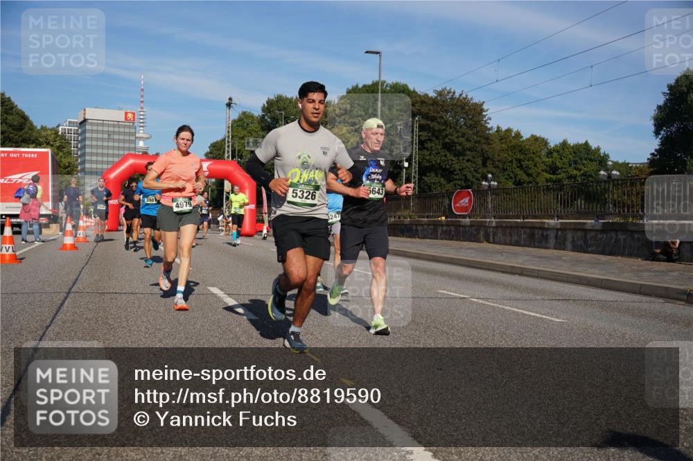 07.09.2025 - BARMER Alsterlauf Yannick Fuchs http://msf.ph/oto/8819590 07.09.2025 09:44:23 Laufen 5326, 5643, 3981, 5940, 4979, 3247 meine-sportfotos.de