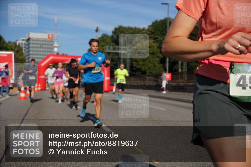 07.09.2025 - BARMER Alsterlauf Yannick Fuchs http://msf.ph/oto/8819637 07.09.2025 09:44:24 Laufen 49 meine-sportfotos.de