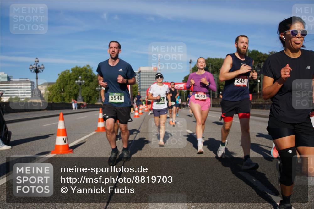 07.09.2025 - BARMER Alsterlauf Yannick Fuchs http://msf.ph/oto/8819703 07.09.2025 09:44:28 Laufen 5940, 4613, 2451 meine-sportfotos.de