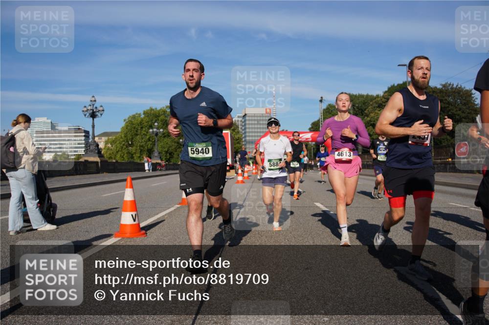 07.09.2025 - BARMER Alsterlauf Yannick Fuchs http://msf.ph/oto/8819709 07.09.2025 09:44:28 Laufen 5940, 588, 4613, 2823 meine-sportfotos.de