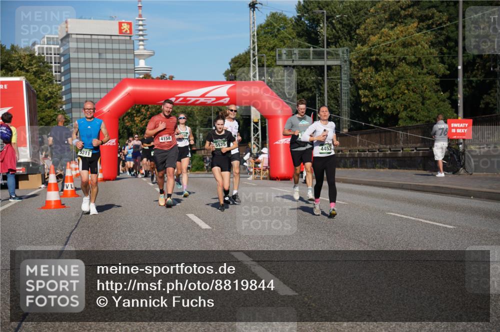 07.09.2025 - BARMER Alsterlauf Yannick Fuchs http://msf.ph/oto/8819844 07.09.2025 09:44:33 Laufen 5311, 4158, 5575, 4453, 76 meine-sportfotos.de