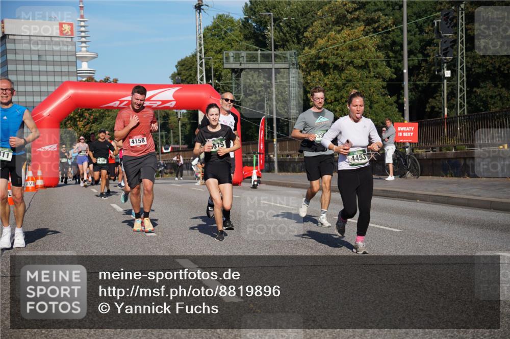 07.09.2025 - BARMER Alsterlauf Yannick Fuchs http://msf.ph/oto/8819896 07.09.2025 09:44:35 Laufen 311, 4795, 4158, 575, 4453 meine-sportfotos.de