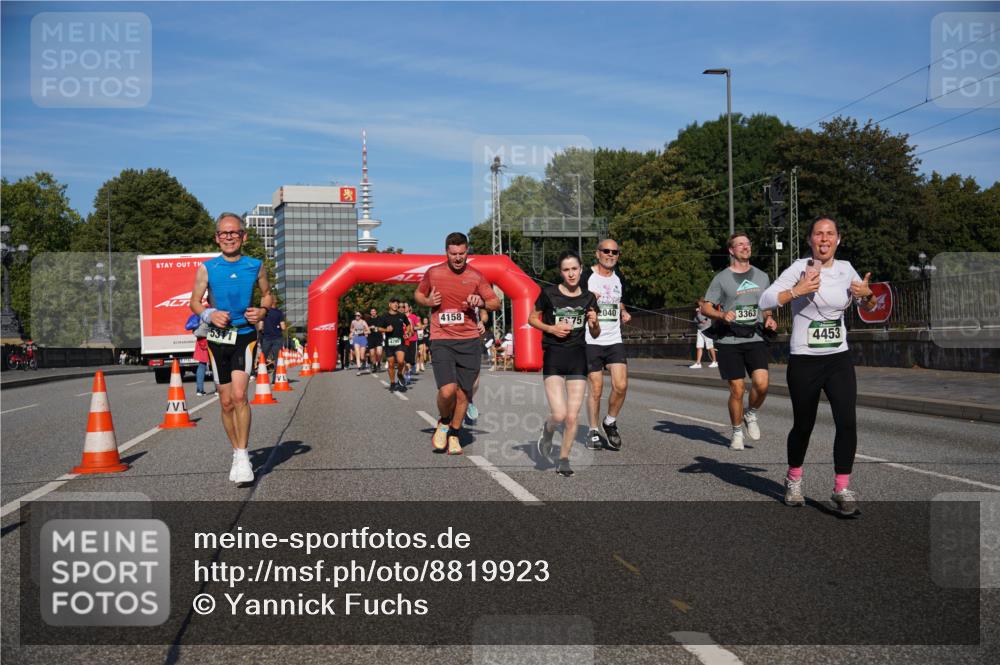 07.09.2025 - BARMER Alsterlauf Yannick Fuchs http://msf.ph/oto/8819923 07.09.2025 09:44:36 Laufen 5311, 4158, 2040, 3363, 75, 4453 meine-sportfotos.de