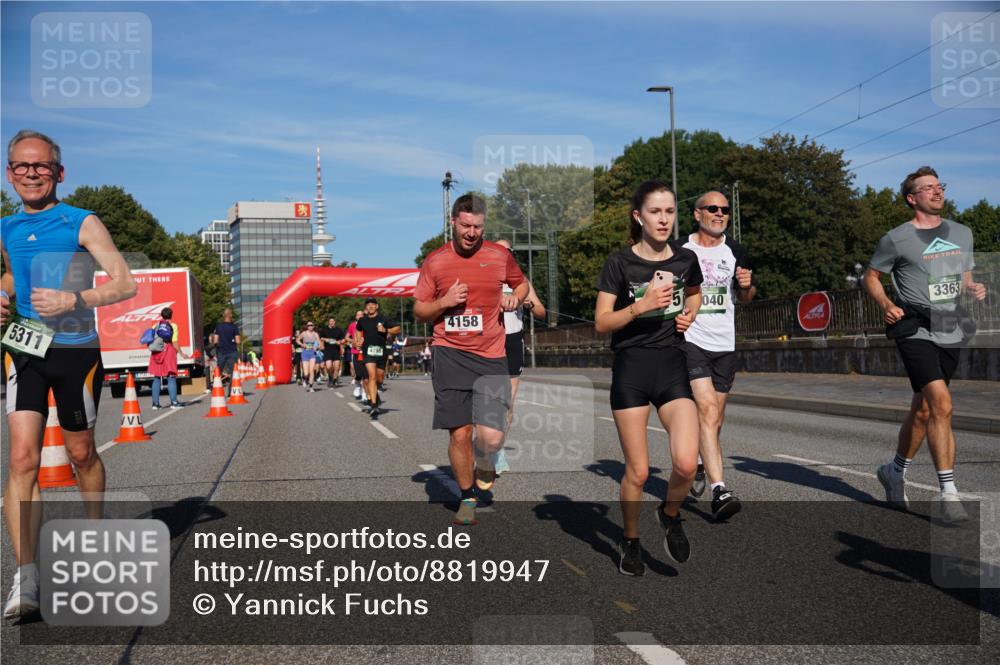 07.09.2025 - BARMER Alsterlauf Yannick Fuchs http://msf.ph/oto/8819947 07.09.2025 09:44:37 Laufen 5311, 040, 4158, 3363 meine-sportfotos.de