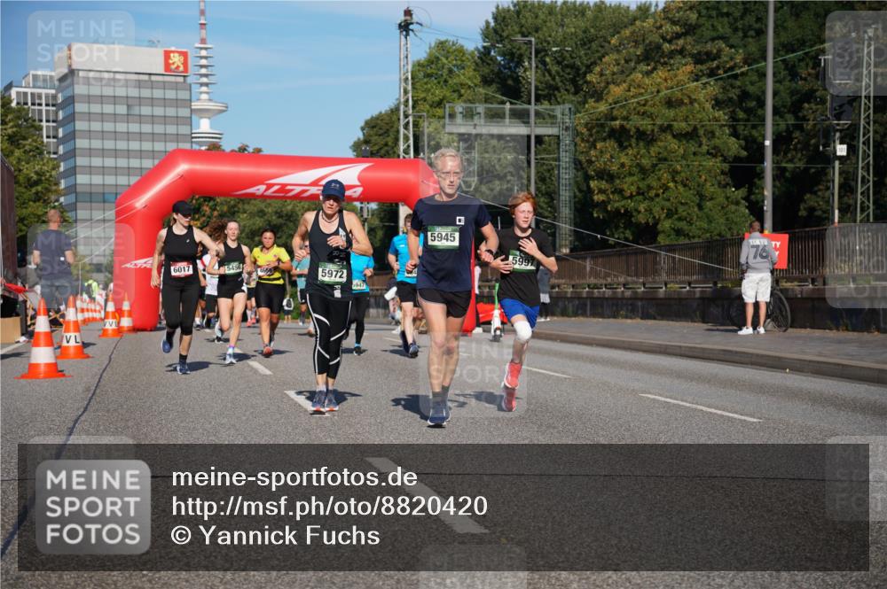 07.09.2025 - BARMER Alsterlauf Yannick Fuchs http://msf.ph/oto/8820420 07.09.2025 09:45:01 Laufen 6017, 5456, 5972, 5947, 5945, 5997, 76 meine-sportfotos.de